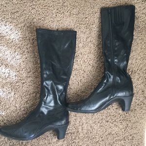 lasticity boots